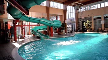 Piscine intérieure