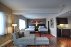 Studio Suite, 2 Double Beds, Non Smoking | 1 bedroom, hypo-allergenic bedding, in-room safe, desk