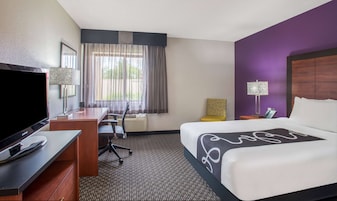 Premium bedding, desk, blackout drapes, iron/ironing board