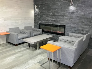 Lobby - Motel 6 Savannah, GA - Midtown (Savannah)