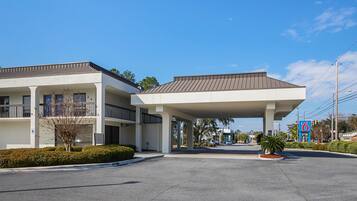 Entrée de l’hébergement