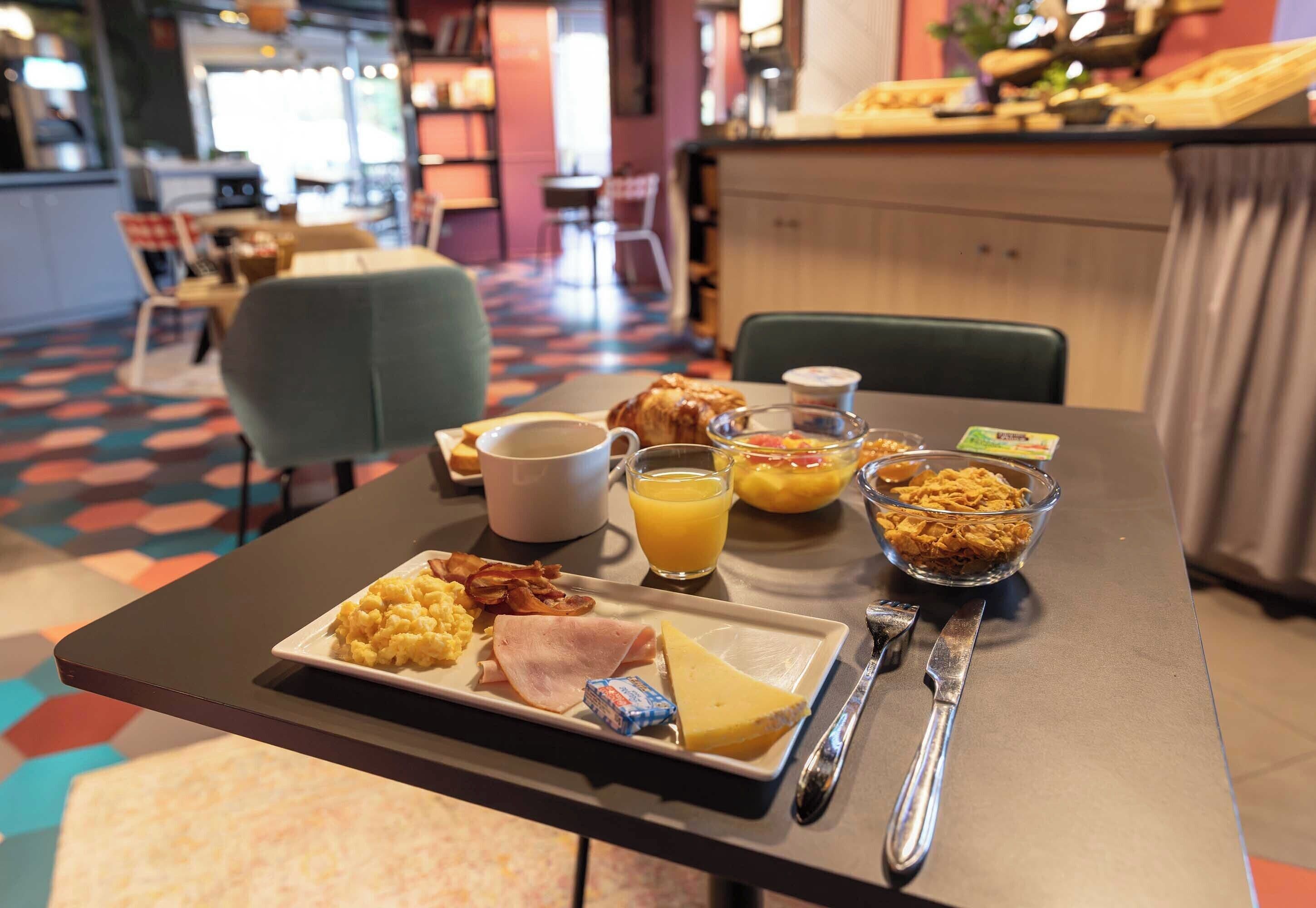 Foto - B&B HOTEL Orléans Nord Saran