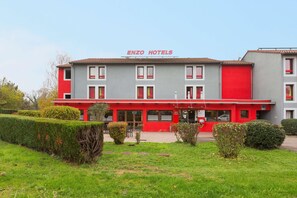 Exterior - Enzo Hotel (Pont-a-Mousson)