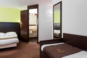 Standard Room, Multiple Beds