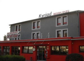 Exterior - Enzo Hotel (Pont-a-Mousson)