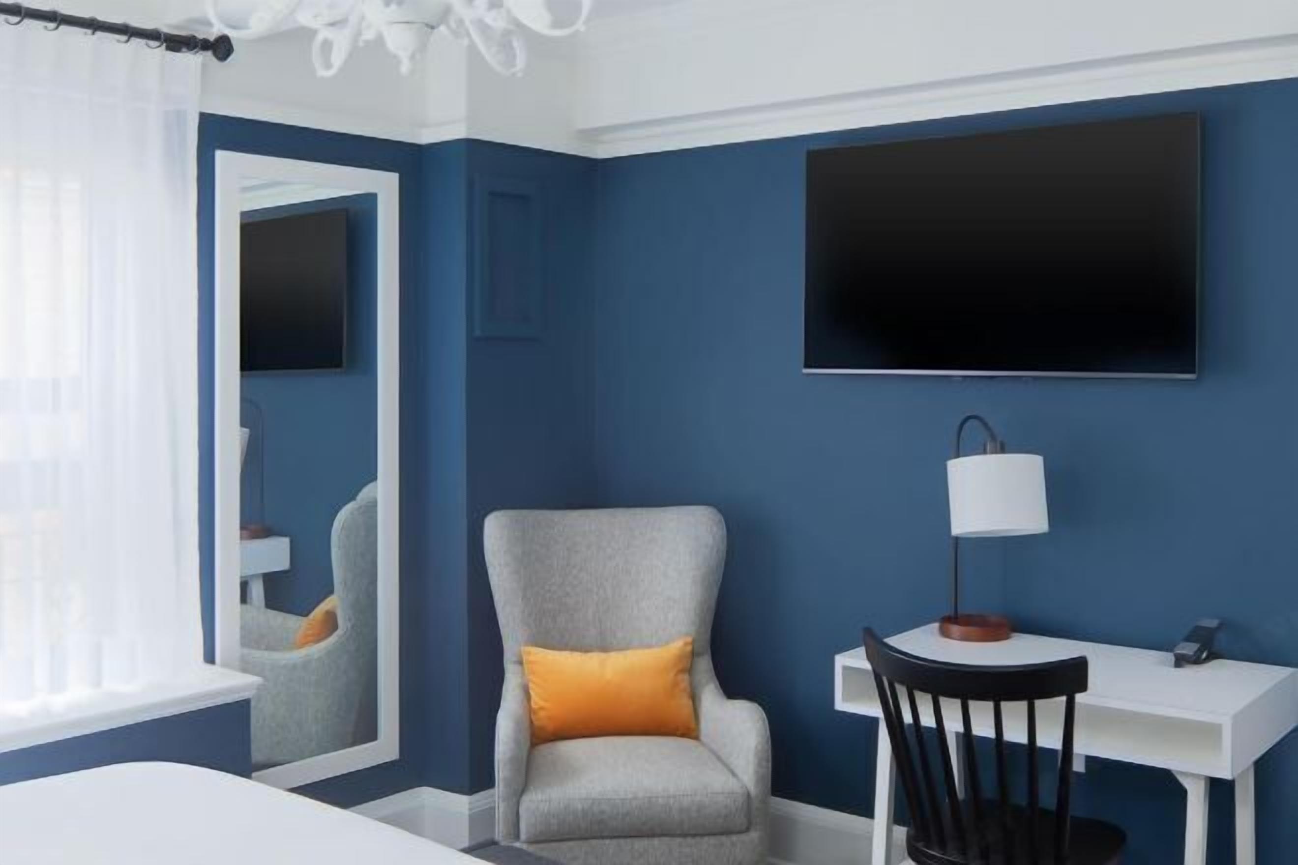 Ylelliset vuodevaatteet, pillowtop-patjalliset sängyt