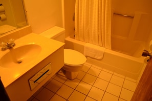 Bathroom - Luxury Inn & Suites (Lincoln)