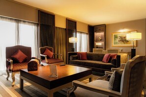 Presidential Suite, 1 King Bed | Living room