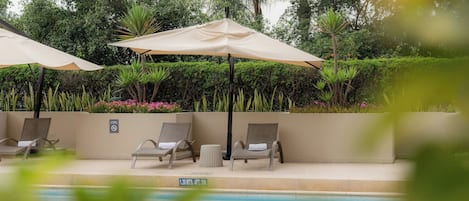 Seasonal outdoor pool