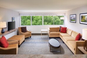 Suite, 1 habitación | Ropa de cama de alta calidad y edredones de plumas