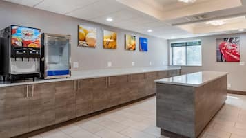 Termasuk sarapan bufet setiap hari