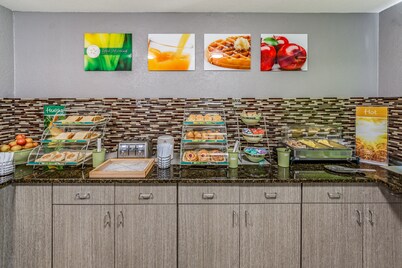 Quality Inn I-10 East near Frost Bank Center