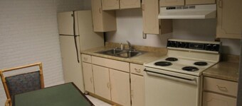 Budget Inn