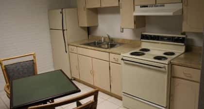 Budget Inn