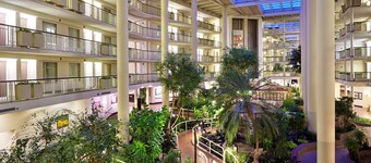 Embassy Suites by Hilton Parsippany