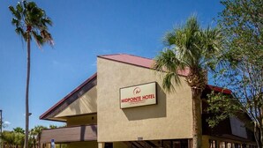 Unclassified image, 5 of 63, button - Midpointe Hotel by Rosen Hotels and Resorts (Orlando)