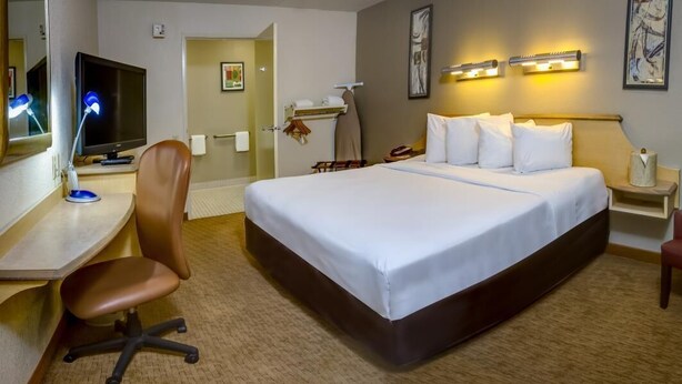 Unclassified image, 1 of 63, button - Midpointe Hotel by Rosen Hotels and Resorts (Orlando)