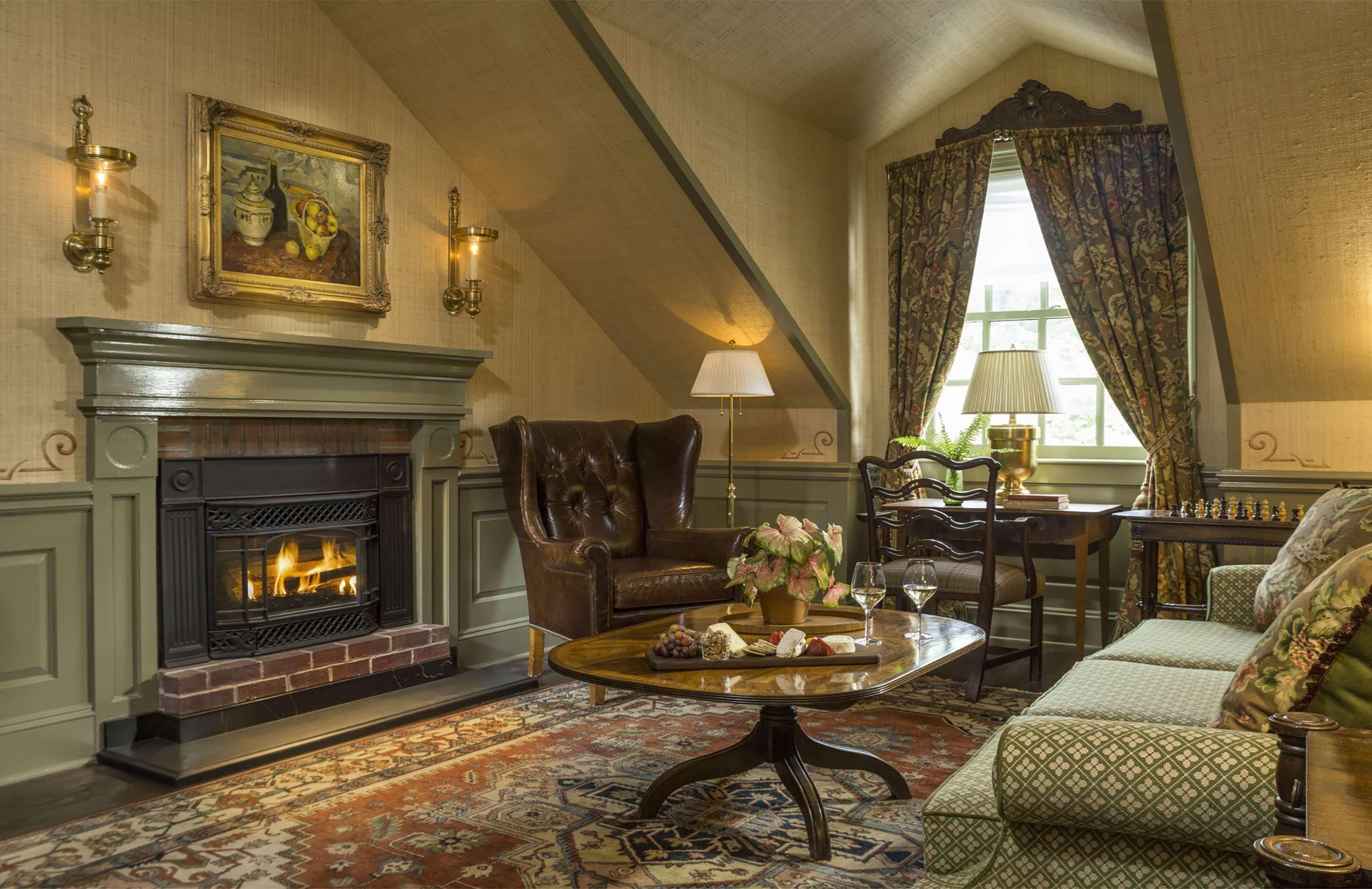 Suite (Laurance S. Rockefeller) | Premium bedding, pillow-top beds, in-room safe, individually decorated