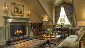 Suite (Lauancce S. Rockefeller) | Ropa de cama de alta calidad y colchones con acolchado adicional