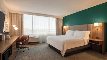 In-room safe, desk, laptop workspace, iron/ironing board