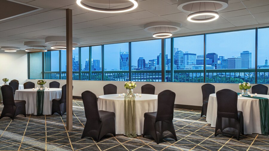 Holiday Inn Nashville Downtown - Stadium by IHG