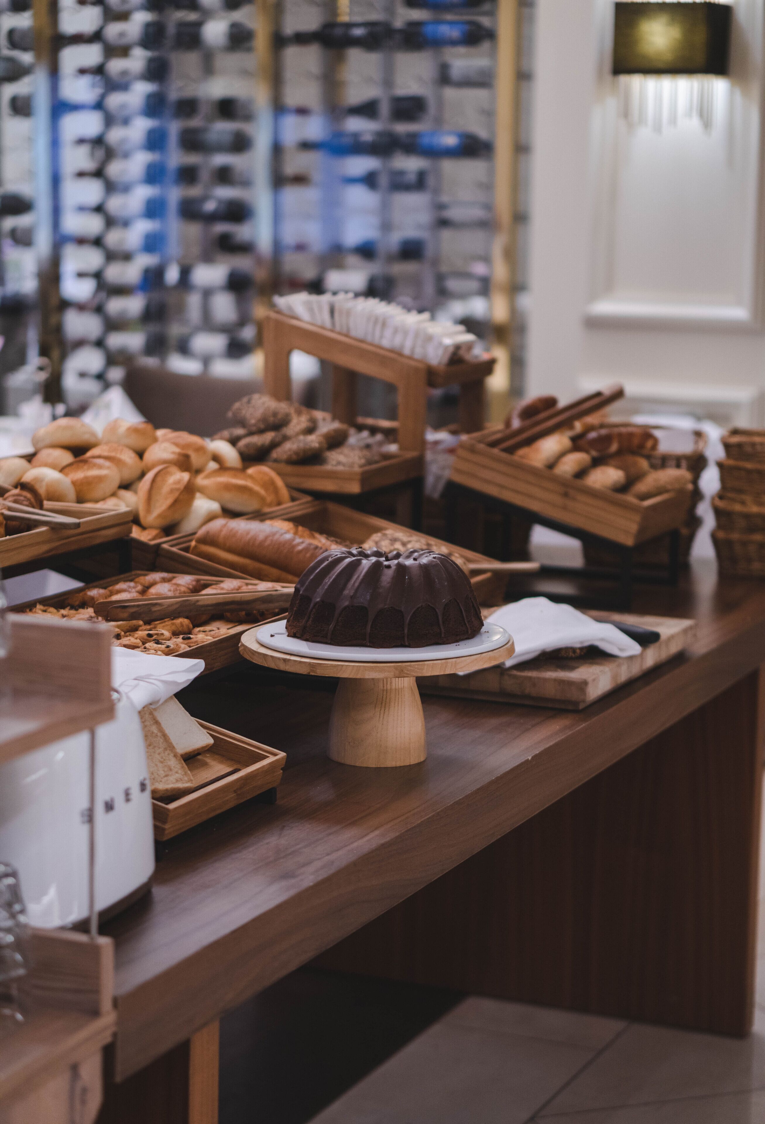 Desayuno buffet (EUR 46 por persona) 