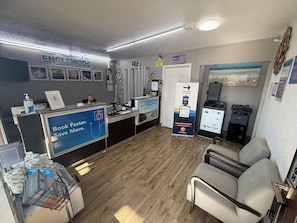 入住/退房自助服務機