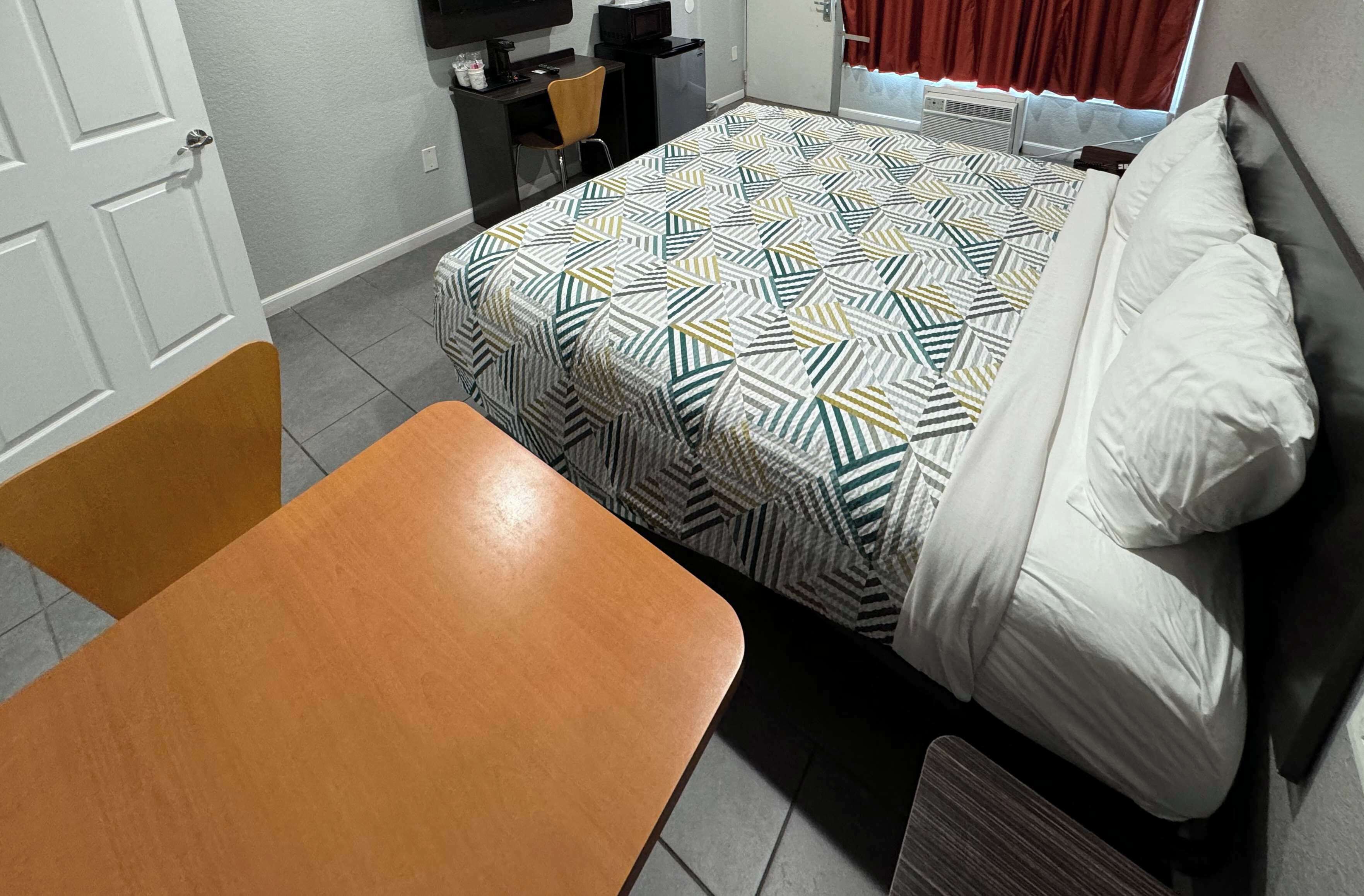 Wi-fi (inkludert) og sengetøy