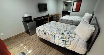 Motel 6 Englewood, FL