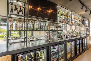 Bar (on property) - Holiday Inn Basildon by IHG (Basildon)