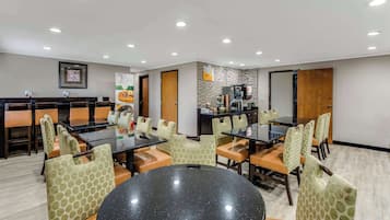 Desayuno buffet incluido todos los días