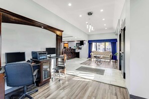 Business center - Quality Inn Merriam Kansas City (Mission)