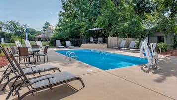 Seasonal outdoor pool