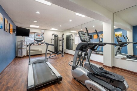 Comfort Inn South - Image 7