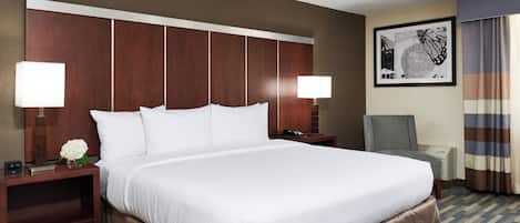 Room, 1 King Bed, Accessible (Roll-In Shower, Mobility & Hearing) | In-room safe, blackout drapes, cribs/infant beds, free WiFi