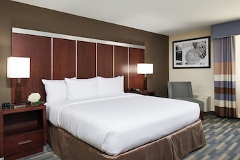 DoubleTree by Hilton Raleigh Crabtree Valley