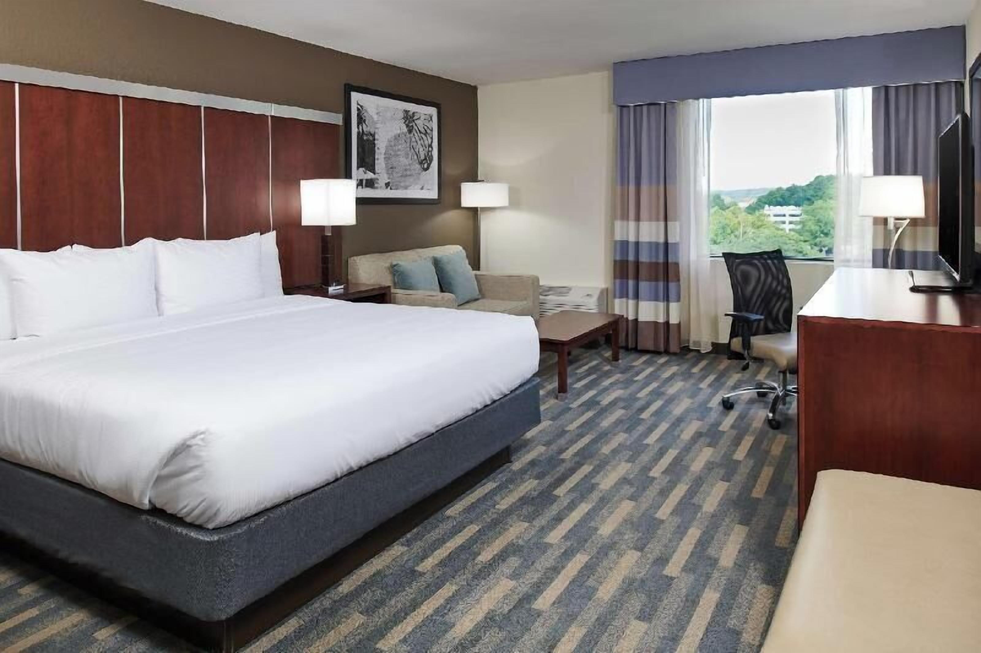 In-room safe, blackout curtains, cots/infant beds, free WiFi