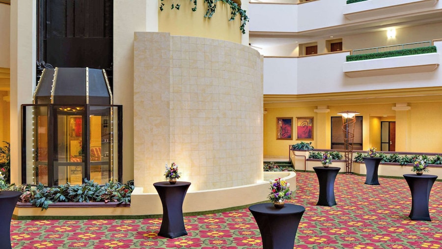 Radisson Hotel Cedar Rapids