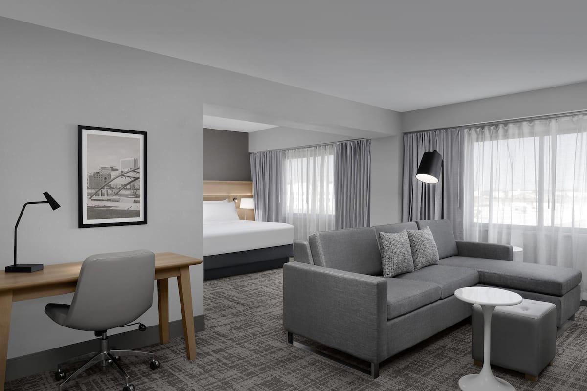 Suite, 1 King Bed, Non Smoking | Premium bedding, desk, laptop workspace, iron/ironing board