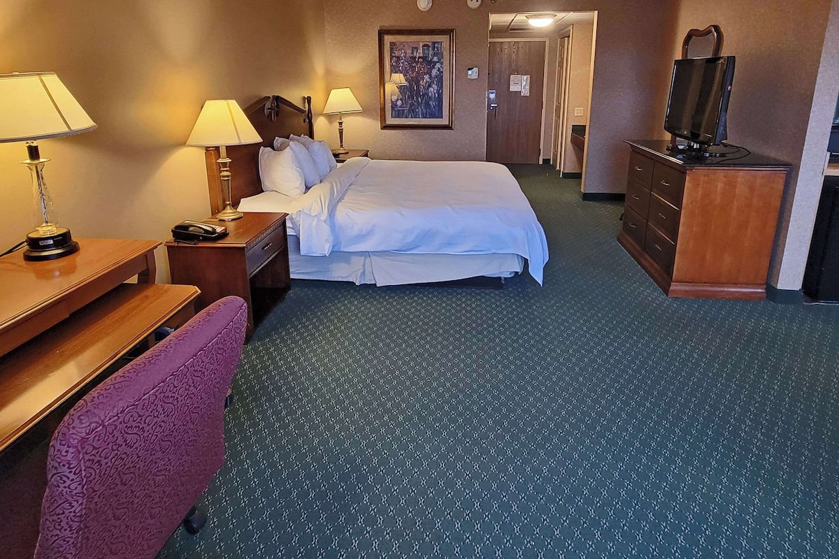 Ropa de cama de alta calidad y escritorio