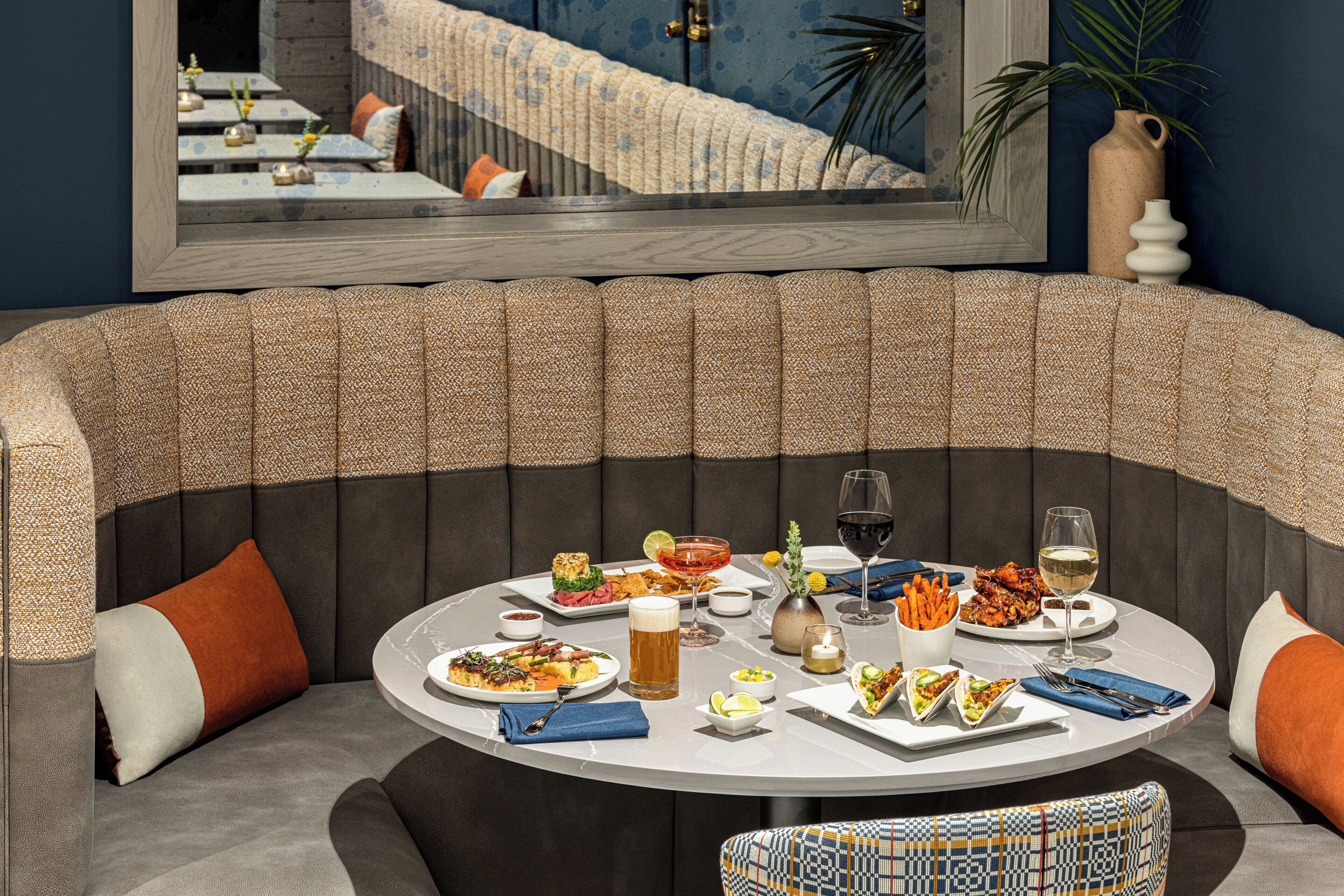 Photo - Crowne Plaza Virginia Beach Town Center by IHG