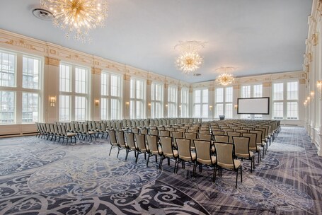 The Omni King Edward Hotel - Image 43