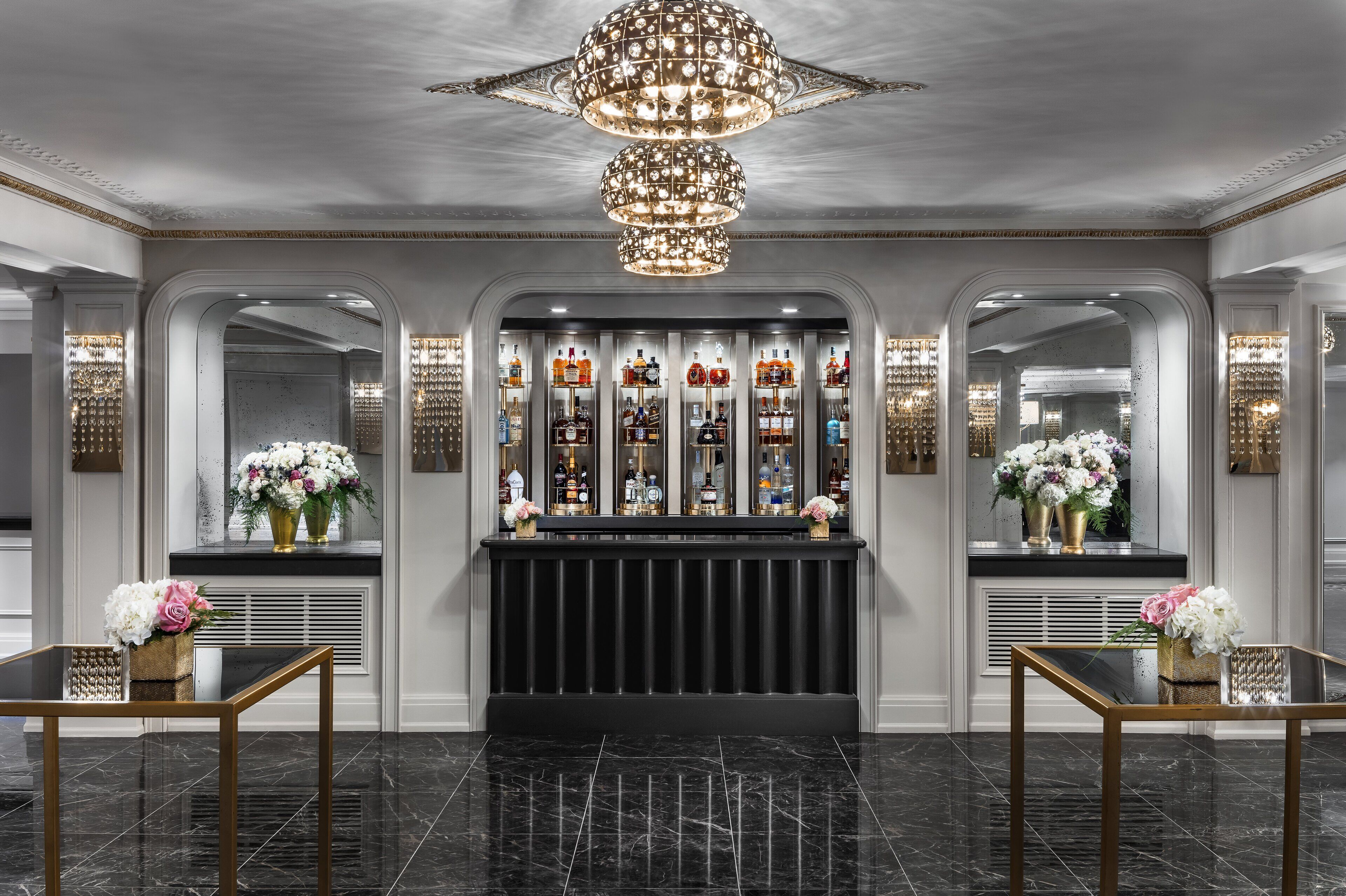 Photo - The Omni King Edward Hotel