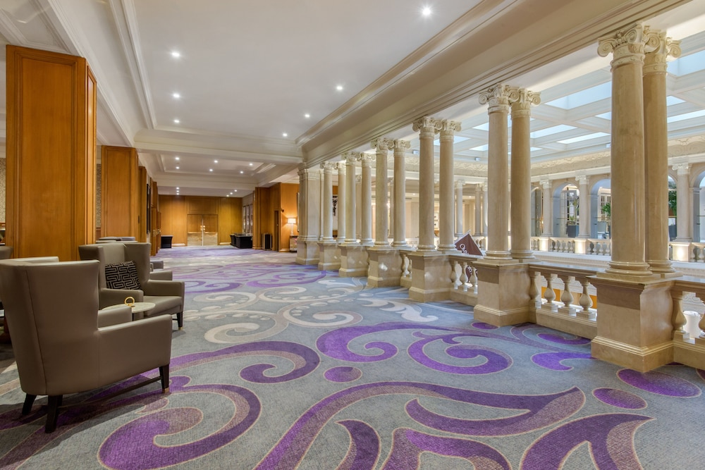 The Omni King Edward Hotel by null