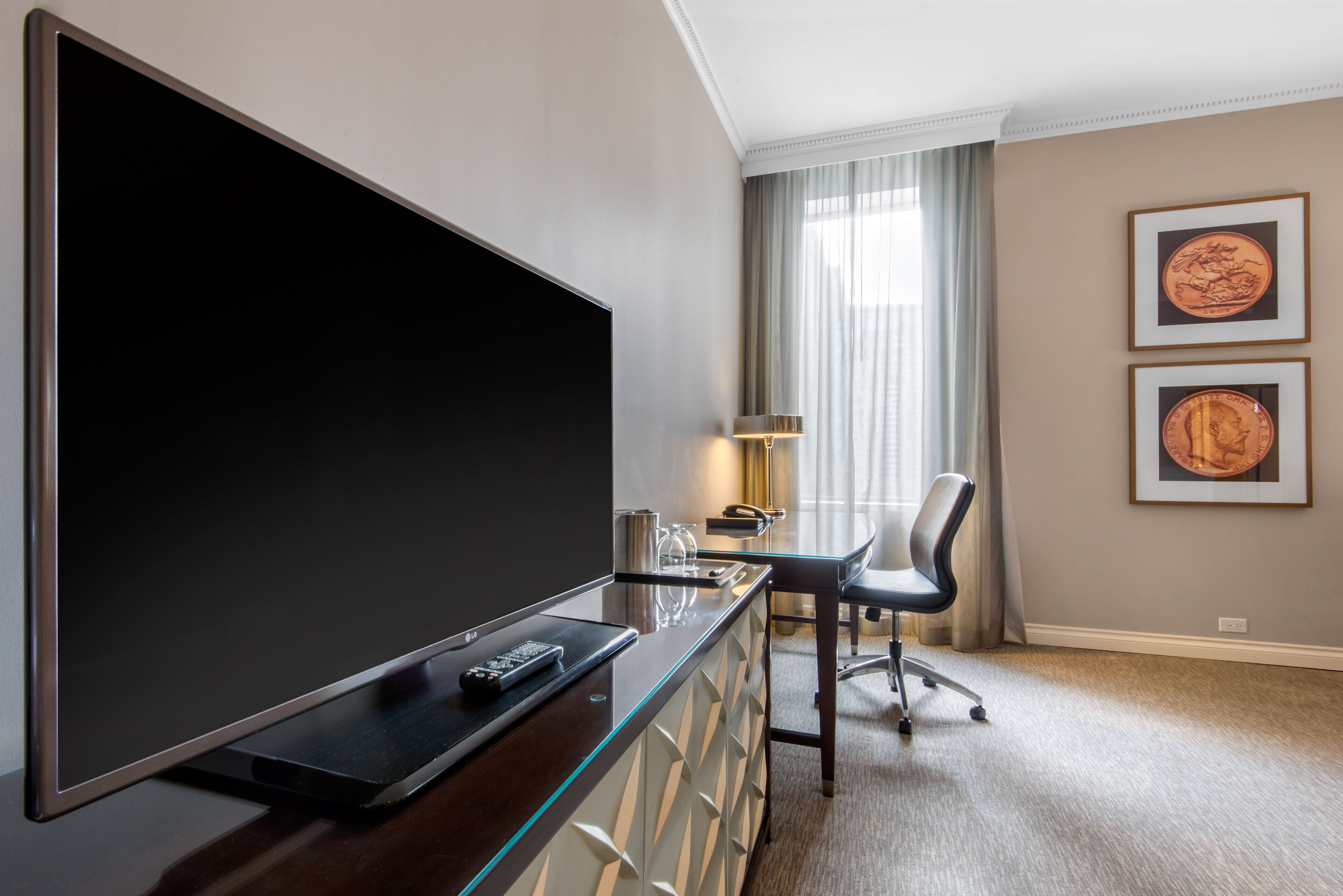 Photo - The Omni King Edward Hotel