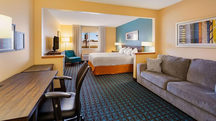 AmericInn by Wyndham Minot