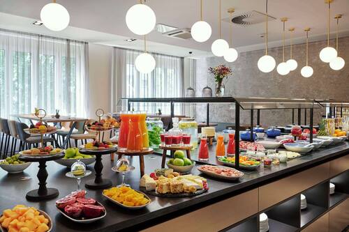Daily buffet breakfast for a fee
