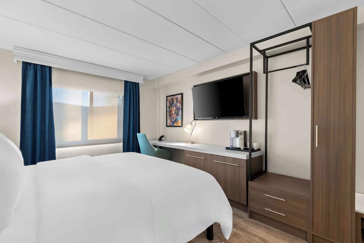 Suite, 1 cama King size, con acceso para personas discapacitadas, cocina | 1 habitación y caja de seguridad en la habitación