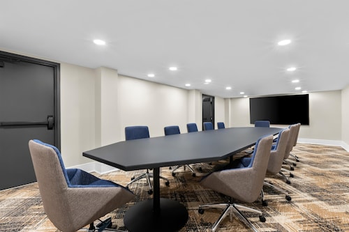 Latitude Suites Tinton Falls, part of Unscripted by Hyatt