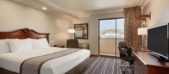 Days Inn by Wyndham Eureka CA